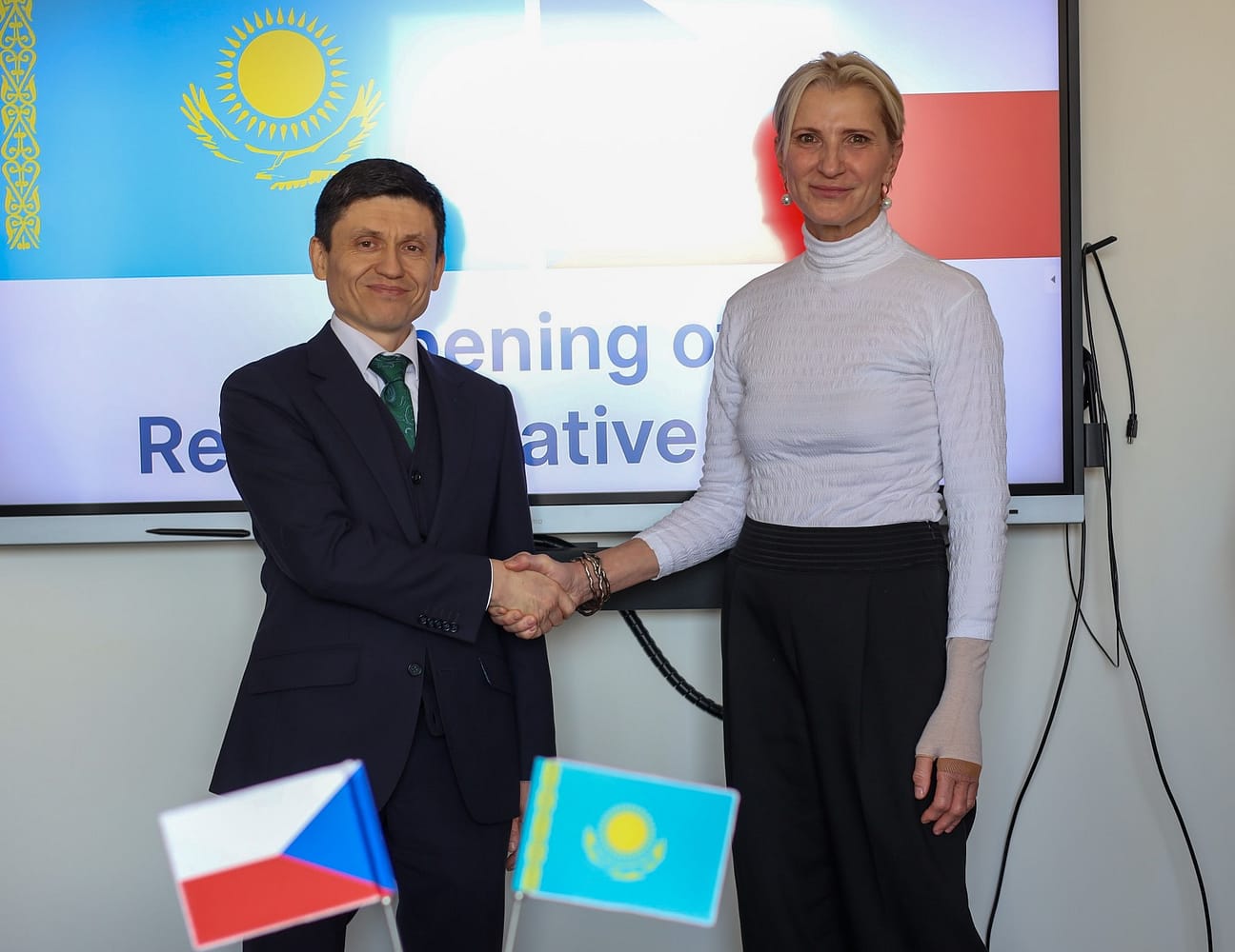 Eva Anderova from UNYP welcomes Mr. Timur Akhmetzhanov, Counselor at the Embassy of the Republic of Kazakhstan in the Czech Republic on the occasion of the opening of the UNYP Representative Office in Almaty, Kazakhstan