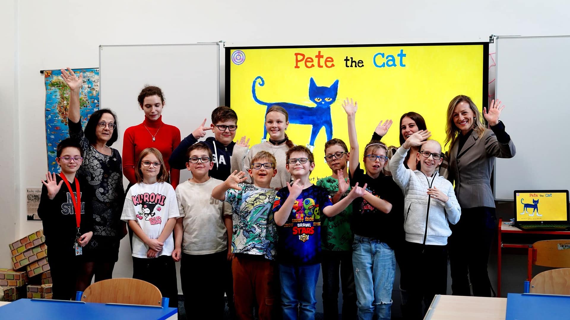UNYP student volunteers pose with students form the Skola Zrak in Prague